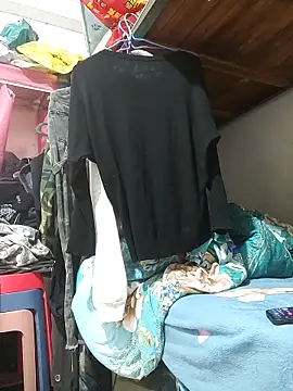 Snapshot of junjun1189 chatting on 11-13-25, 01:31 junjun1189 online show from 11-13-25, 01:31