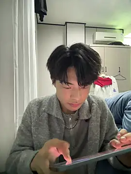 Snapshot of junjun1189 chatting on 04-25-26, 03:20 junjun1189 online show from 04-25-26, 03:20