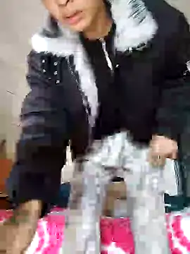 Snapshot of junjun1189 chatting on 11-28-25, 06:02 junjun1189 online show from 11-28-25, 06:02