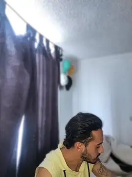 Snapshot of Andrusex100 chatting on 04-05-26, 08:59 Andrusex100 online show from 04-05-26, 08:59