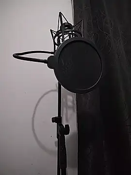 Snapshot of Andrusex100 chatting on 04-12-26, 01:20 Andrusex100 online show from 04-12-26, 01:20