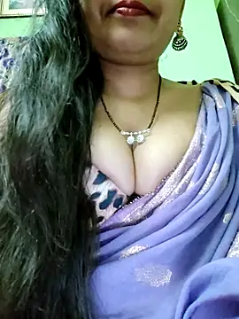 Sofia-ex online show from 12-15-25, 06:08