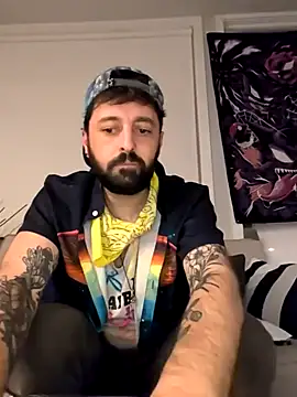 Snapshot of BlinkBoyRave chatting on 05-09-26, 08:39 BlinkBoyRave online show from 05-09-26, 08:39