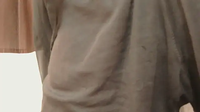 Snapshot of Cute-Bacchi chatting on 09-15-25, 01:28 Cute-Bacchi online show from 09-15-25, 01:28