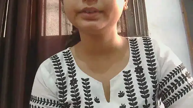 Snapshot of Cute-Bacchi chatting on 09-18-25, 01:19 Cute-Bacchi online show from 09-18-25, 01:19