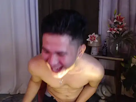 Snapshot of master_kent chatting on 11-26-25, 10:15 master kent online show from 11-26-25, 10:15