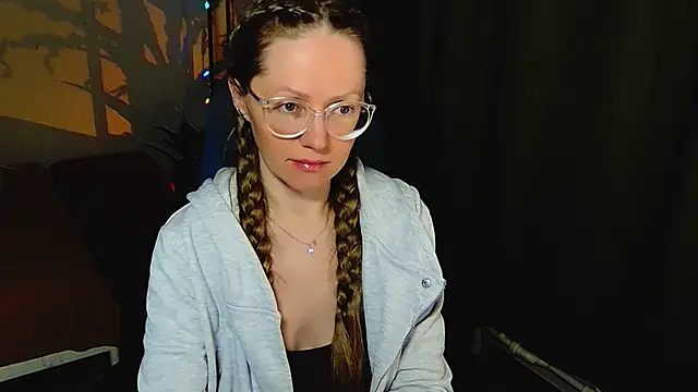  Goldilocks  online show from 09-30-25, 03:40