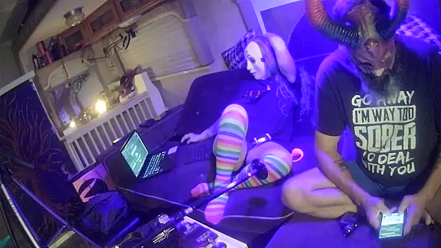 jamiezlilith online show from 10-15-25, 12:20