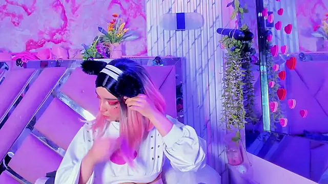 Akane Hikari  online show from 04-12-26, 03:21