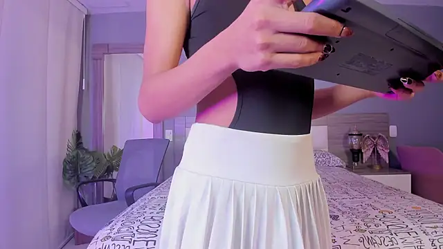 Alaiaguerra online show from 10-23-25, 07:34