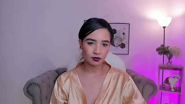 Sharon breezee online show from 11-25-25, 04:24