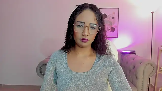 Sharon breezee online show from 10-07-25, 04:02