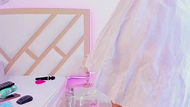 Amber-Sweett online show from 10-10-25, 08:09