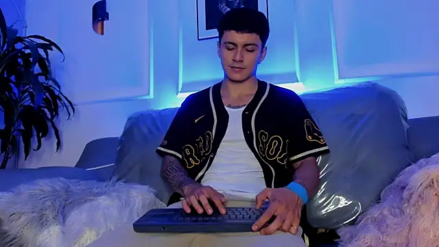 Leo santoro online show from 02-27-26, 03:12