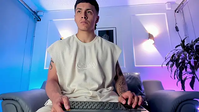 Leo santoro online show from 04-15-26, 02:32