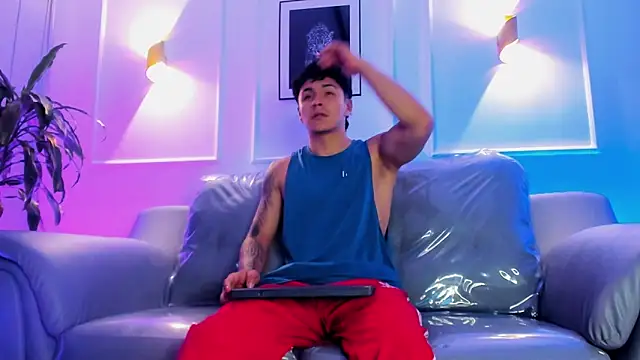 Leo santoro online show from 03-24-26, 12:16