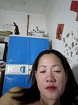 Snapshot of SweetASS6969 chatting on 09-29-25, 05:25 SweetASS6969 online show from 09-29-25, 05:25