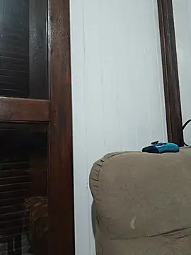 Snapshot of cicinha3657 chatting on 05-24-26, 05:07 cicinha3657 online show from 05-24-26, 05:07