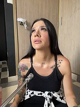 ValentinaBianchi online show from 02-11-26, 07:47