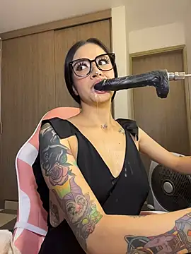 ValentinaBianchi online show from 11-02-25, 08:14