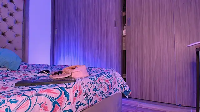 dreamsussi online show from 01-08-26, 01:00