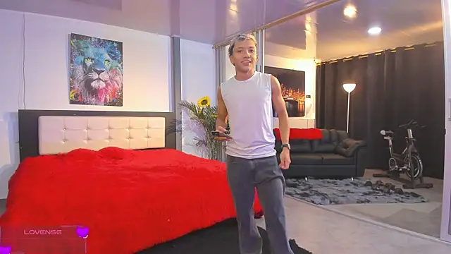 Bisexlifehot   online show from 02-25-26, 11:15