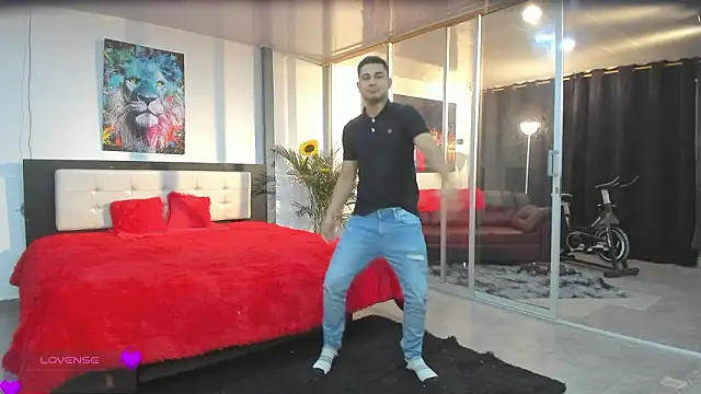 Bisexlifehot   online show from 02-24-26, 11:16