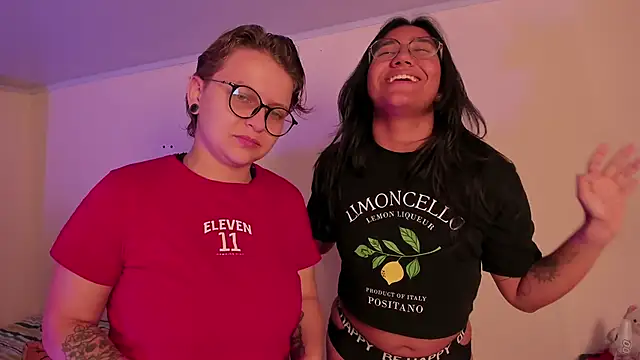 CrazyCakes  online show from 11-06-25, 03:21