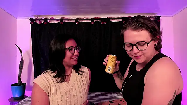 CrazyCakes  online show from 03-06-26, 10:49