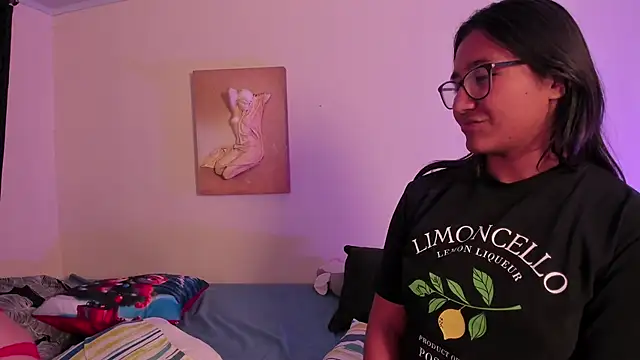 CrazyCakes  online show from 11-25-25, 02:56