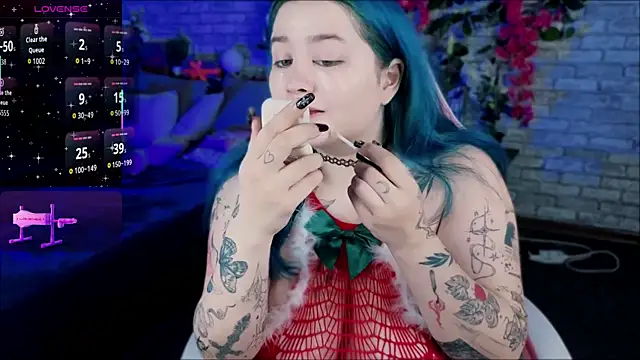 Snapshot of Mira_Fyre chatting on 12-19-25, 08:44 Mira Fyre online show from 12-19-25, 08:44