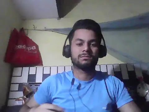 ursdreamperson online show from 12-19-25, 03:21