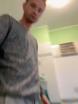 Snapshot of Italy_sex_boy chatting on 10-07-25, 11:44 Italy sex boy online show from 10-07-25, 11:44