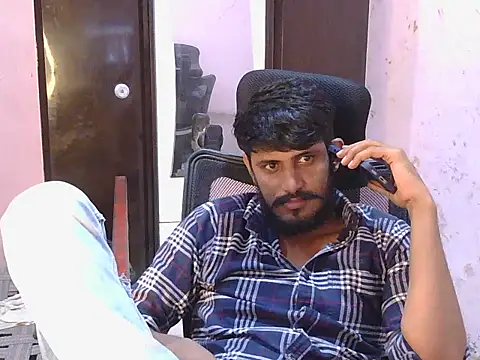 Snapshot of krishjaat43 chatting on 06-10-26, 05:47 krishjaat43 online show from 06-10-26, 05:47