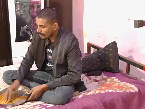 krishjaat43 online show from 12-15-25, 08:20