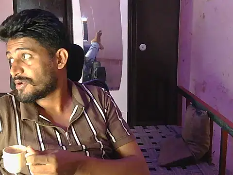 Snapshot of krishjaat43 chatting on 05-15-26, 02:48 krishjaat43 online show from 05-15-26, 02:48