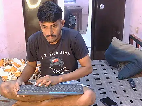 Snapshot of krishjaat43 chatting on 06-25-26, 05:56 krishjaat43 online show from 06-25-26, 05:56