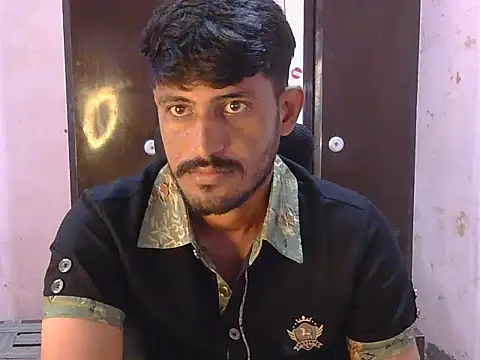 Snapshot of krishjaat43 chatting on 07-11-26, 06:57 krishjaat43 online show from 07-11-26, 06:57