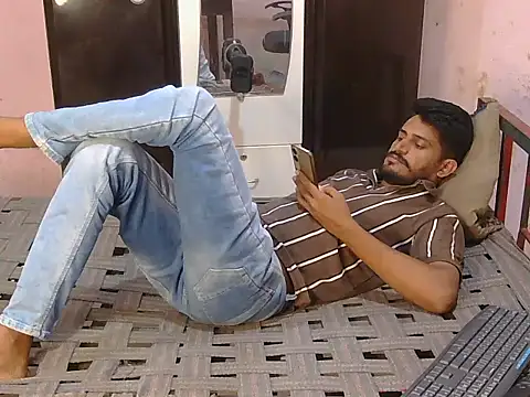 Snapshot of krishjaat43 chatting on 05-09-26, 07:23 krishjaat43 online show from 05-09-26, 07:23