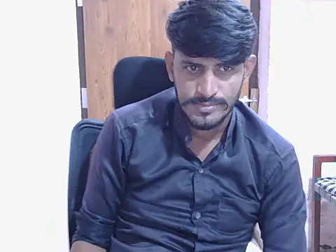 krishjaat43 online show from 11-18-25, 06:22