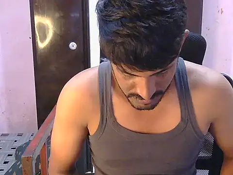 Snapshot of krishjaat43 chatting on 07-10-26, 04:56 krishjaat43 online show from 07-10-26, 04:56