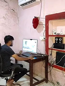 Snapshot of krishjaat43 chatting on 07-14-26, 01:06 krishjaat43 online show from 07-14-26, 01:06