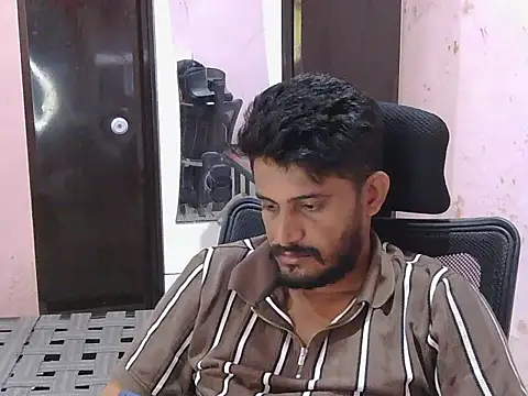 Snapshot of krishjaat43 chatting on 05-15-26, 02:42 krishjaat43 online show from 05-15-26, 02:42