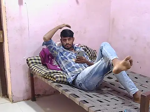 krishjaat43 online show from 11-17-25, 09:02