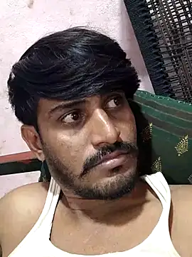 Snapshot of krishjaat43 chatting on 10-17-25, 04:53 krishjaat43 online show from 10-17-25, 04:53