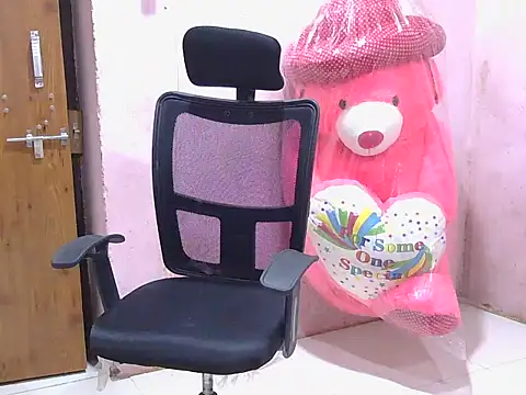 krishjaat43 online show from 12-17-25, 02:44