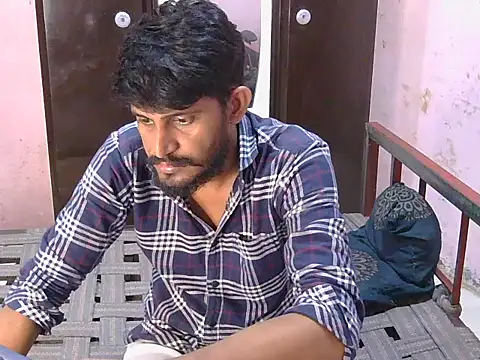 Snapshot of krishjaat43 chatting on 06-11-26, 05:21 krishjaat43 online show from 06-11-26, 05:21