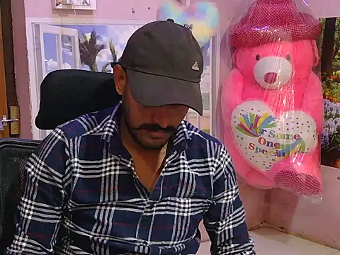 krishjaat43 online show from 12-18-25, 05:50