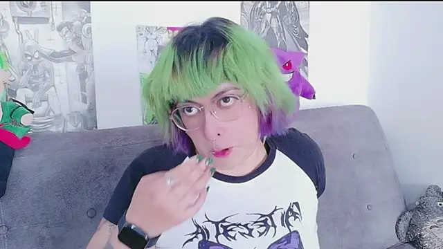 Snapshot of XxGreenGoodxX chatting on 06-09-26, 05:36 XxGreenGoodxX online show from 06-09-26, 05:36
