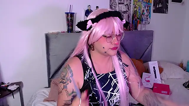 XxGreenGoodxX online show from 11-04-25, 10:57